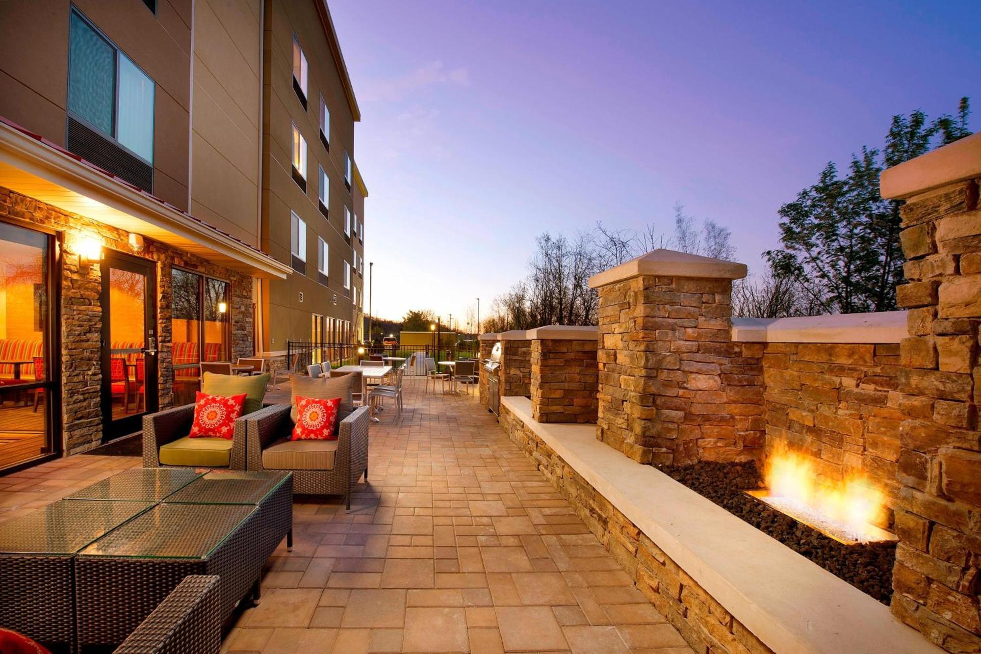 Towneplace Suites Bridgeport Clarksburg Amenities photo